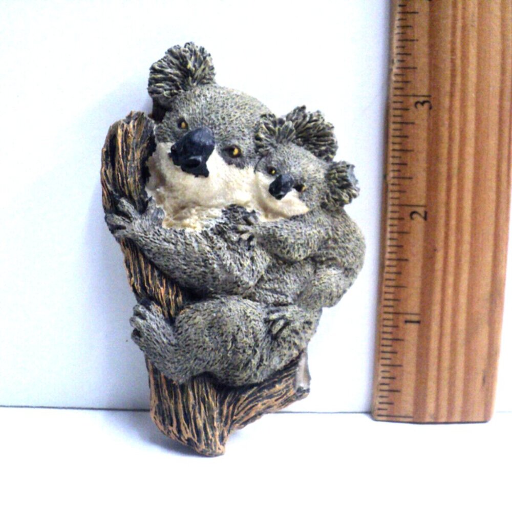 Mother & Baby Koala on Tree Refrigerator Magnet 1991 Figi Graphics San Diego, CA
